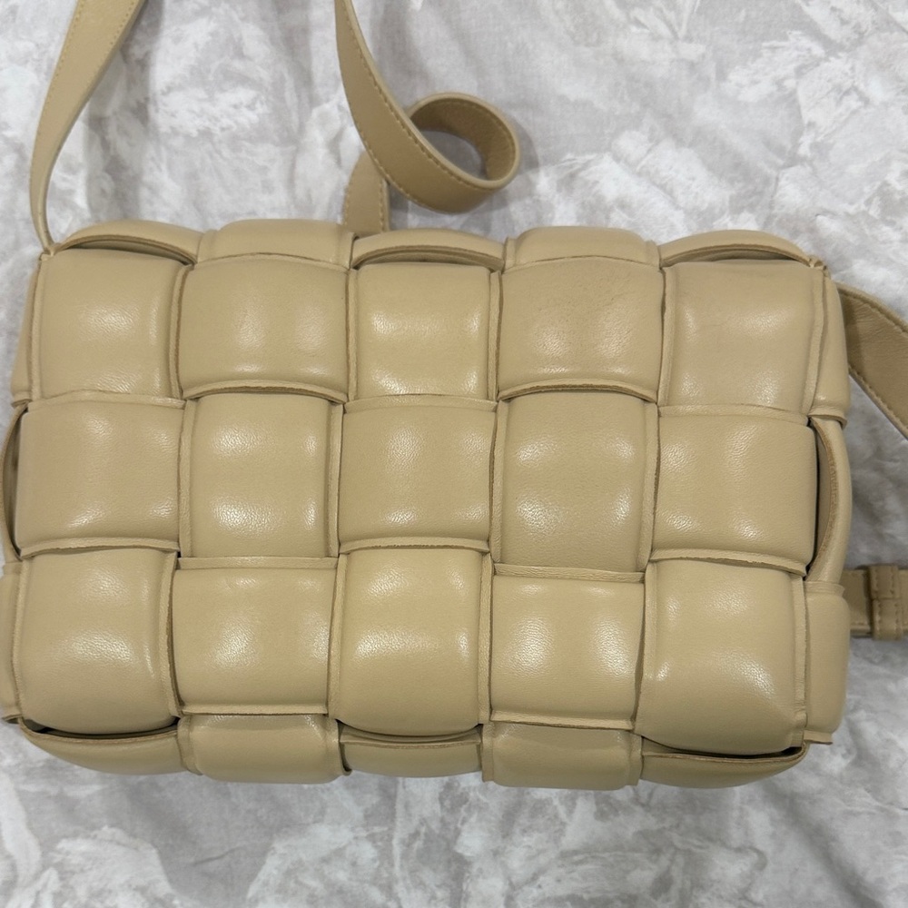 Bottega Veneta Tan Padded Crossbody Bag - Picture 5 of 6